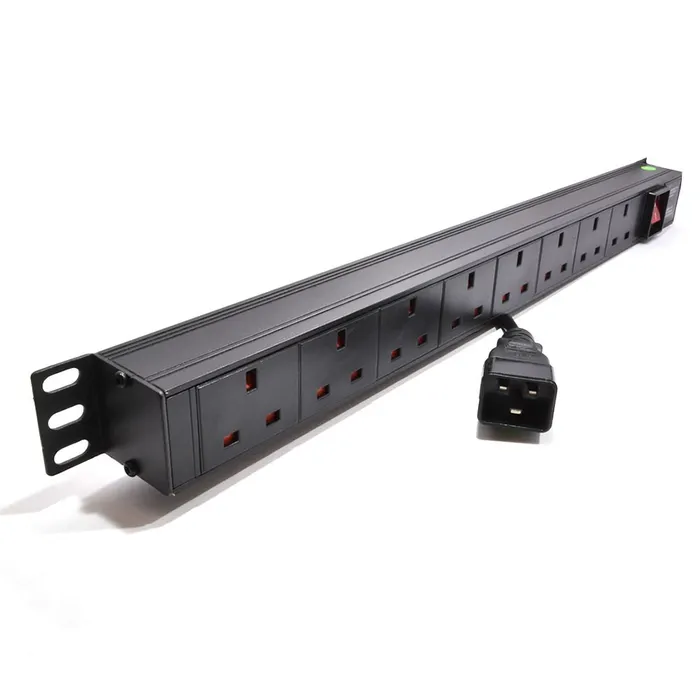 Wire Technologies PDU<br>3m, 1U, C20 to UK 3 PIN x 8